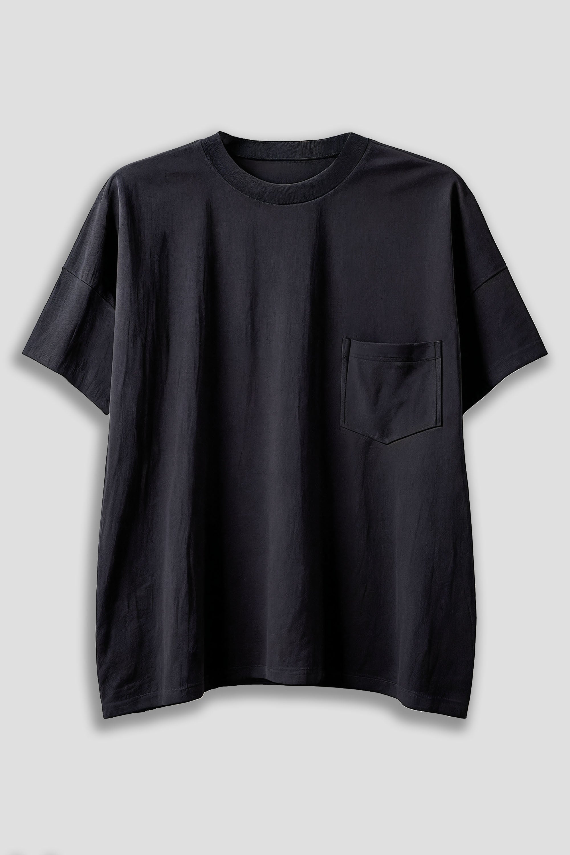 TEE 61 Pocket in black
